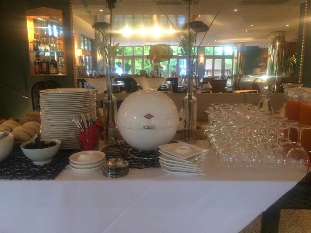 Sopherl Am See - Fruehstueck Auf Der Seeterrasse, Sehr Ruhig Und Wunderschoen Am See, 3 Minuten Nach Oberpfaffenhofen, Viele Radtouren, Restaurants & Cafes In Der Umgebung เวสลิง ภายนอก รูปภาพ