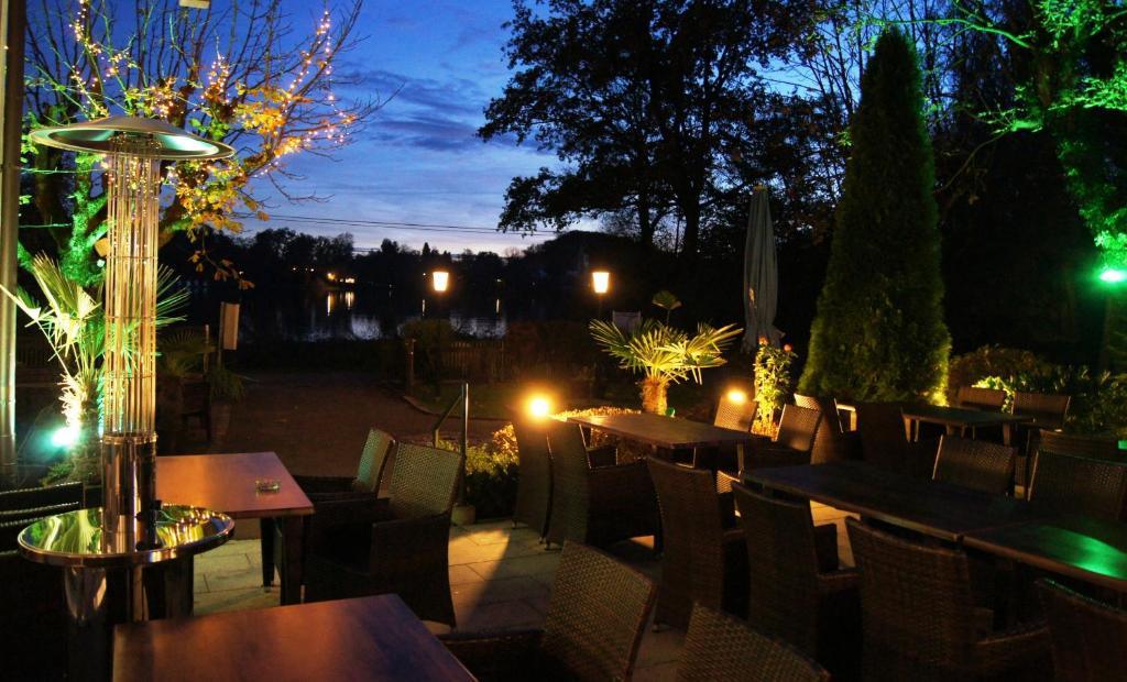Sopherl Am See - Fruehstueck Auf Der Seeterrasse, Sehr Ruhig Und Wunderschoen Am See, 3 Minuten Nach Oberpfaffenhofen, Viele Radtouren, Restaurants & Cafes In Der Umgebung เวสลิง ภายนอก รูปภาพ